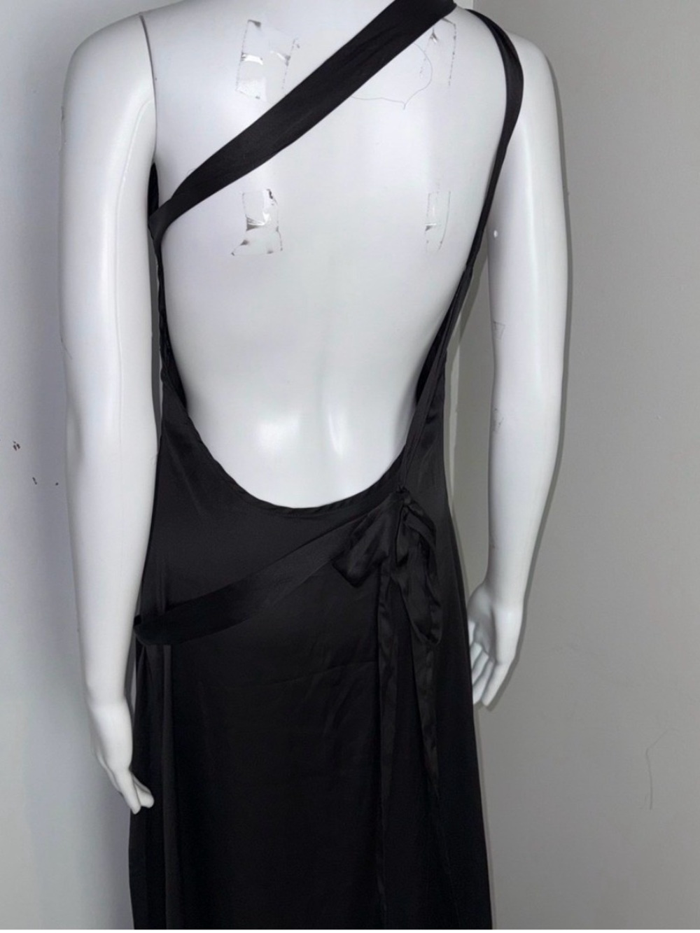 Commense Black Satin One Shoulder Backless Maxi Dress Evening Gown Minimalist - Picture 12 of 12